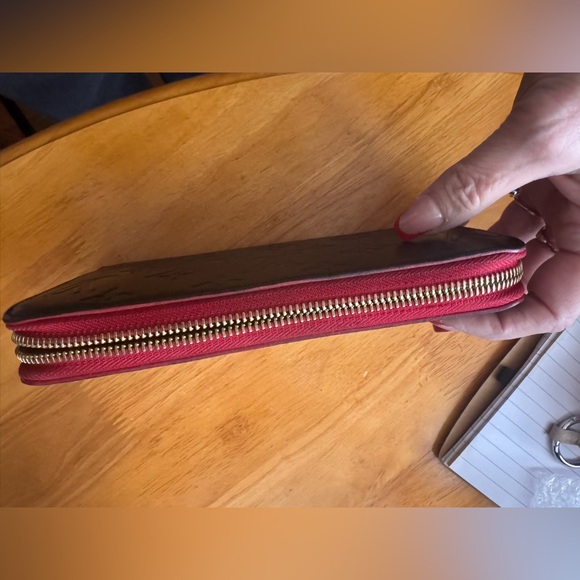 Louis Vuitton Zippy Long Black wallet EUC w/COA - Picture 4 of 11